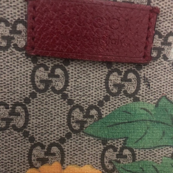 AUTHENTIC GUCCI FLORAL BACKPACK - Picture 2 of 8